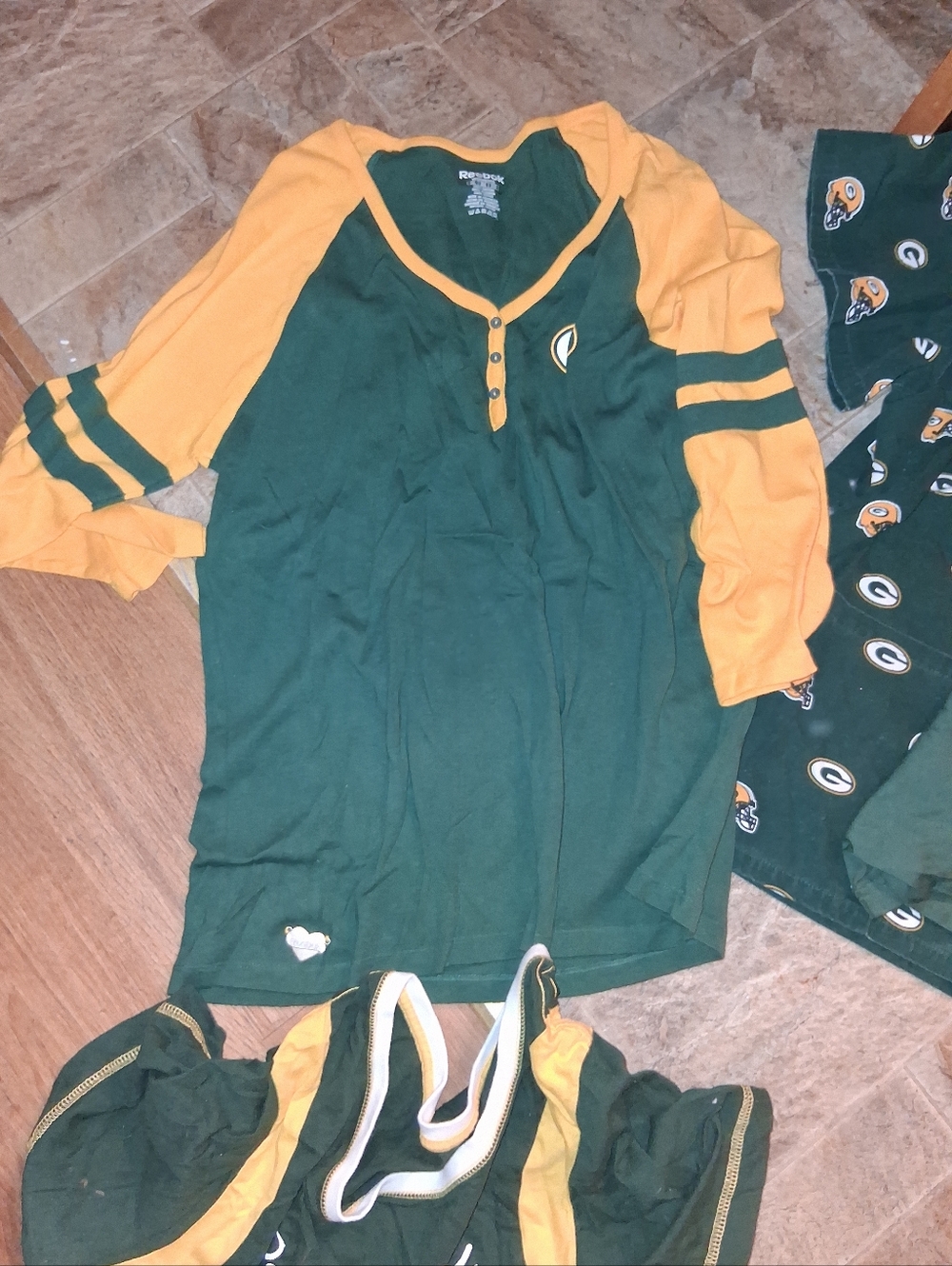 Over 30 Green bay packer items for the packer collector/fan - Picture 4 of 11
